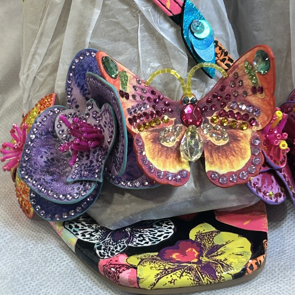 Betsey Johnson Camile Sandals Womens Size 9 Multicolor Butterfly Floral Heel NIB